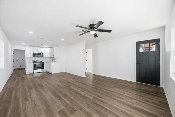 $1,750 | 8115 Betty Boop Street, Houston, TX 77028