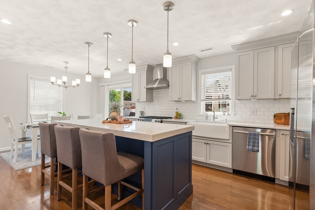 34 Moffett Road Lynn, MA 01905 - Photo 2 of 36