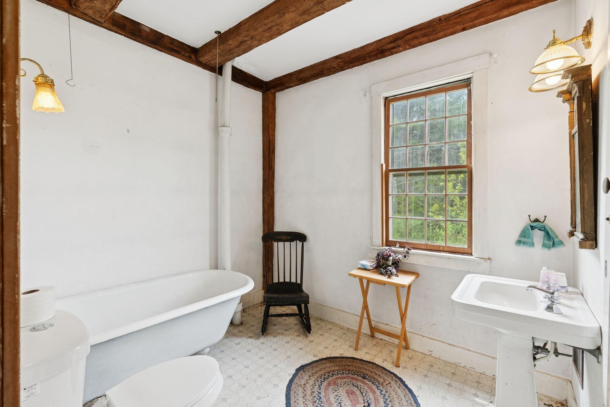 105 Hillside Road Brunswick, ME 04011 - Photo 27 of 46 33_DSC05374