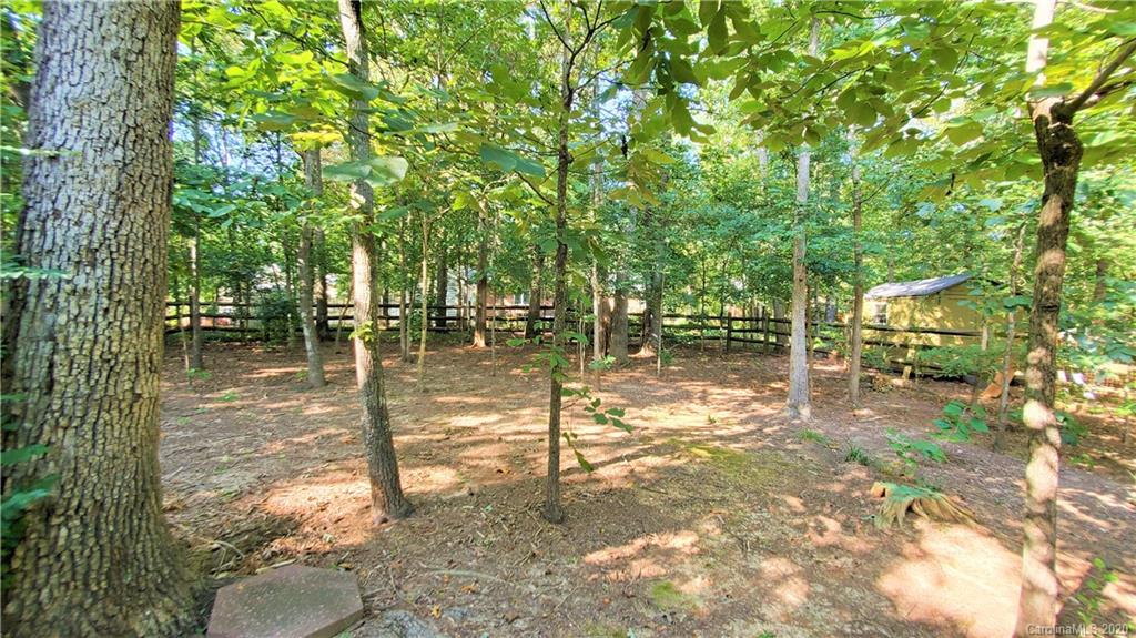 8270 Hunley Ridge Road Matthews, NC 28104 - Photo 10 of 36 Gallery Image 10