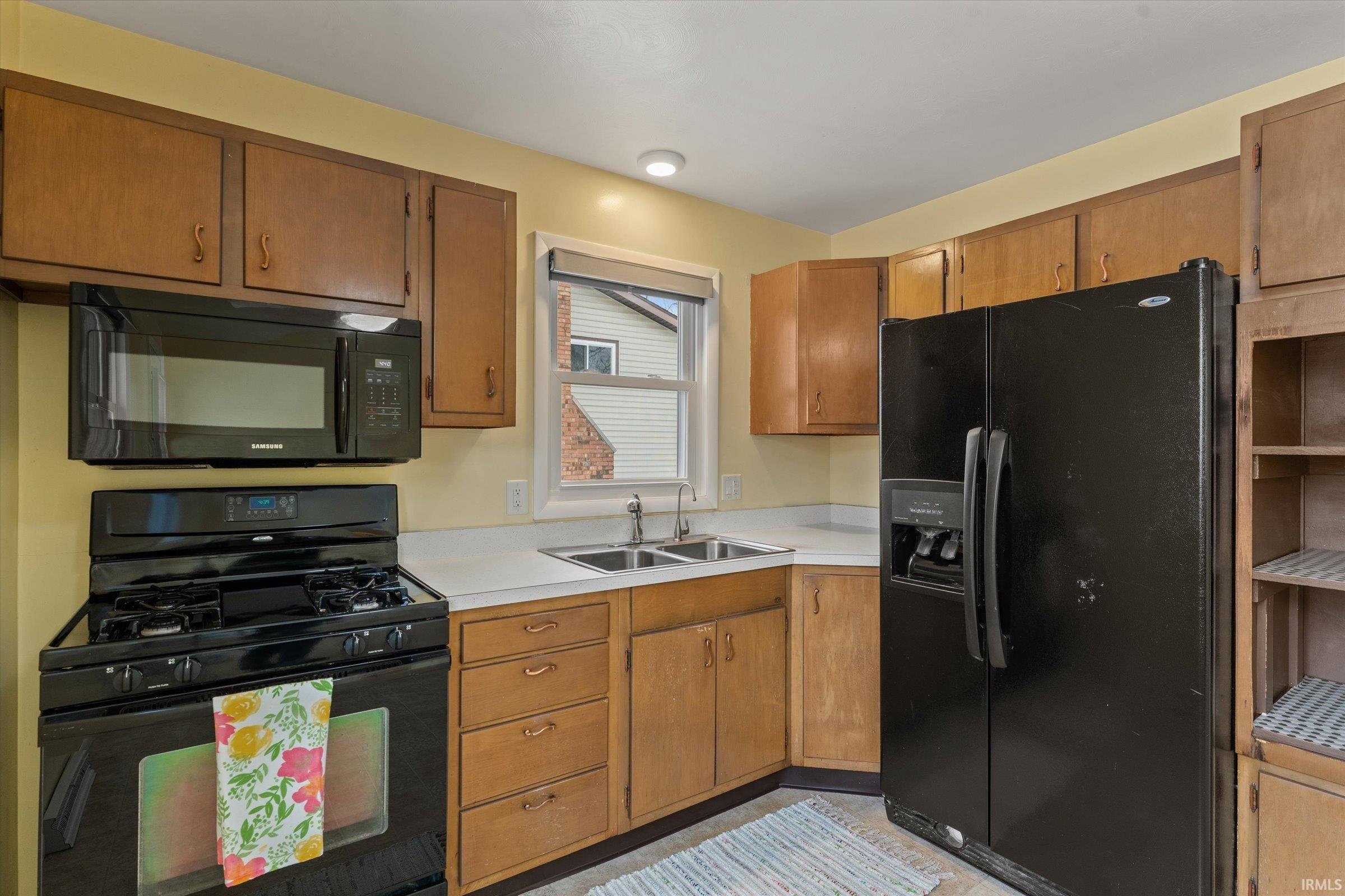 1715 Rerick Street South Bend, IN 46635 - Photo 11 of 36