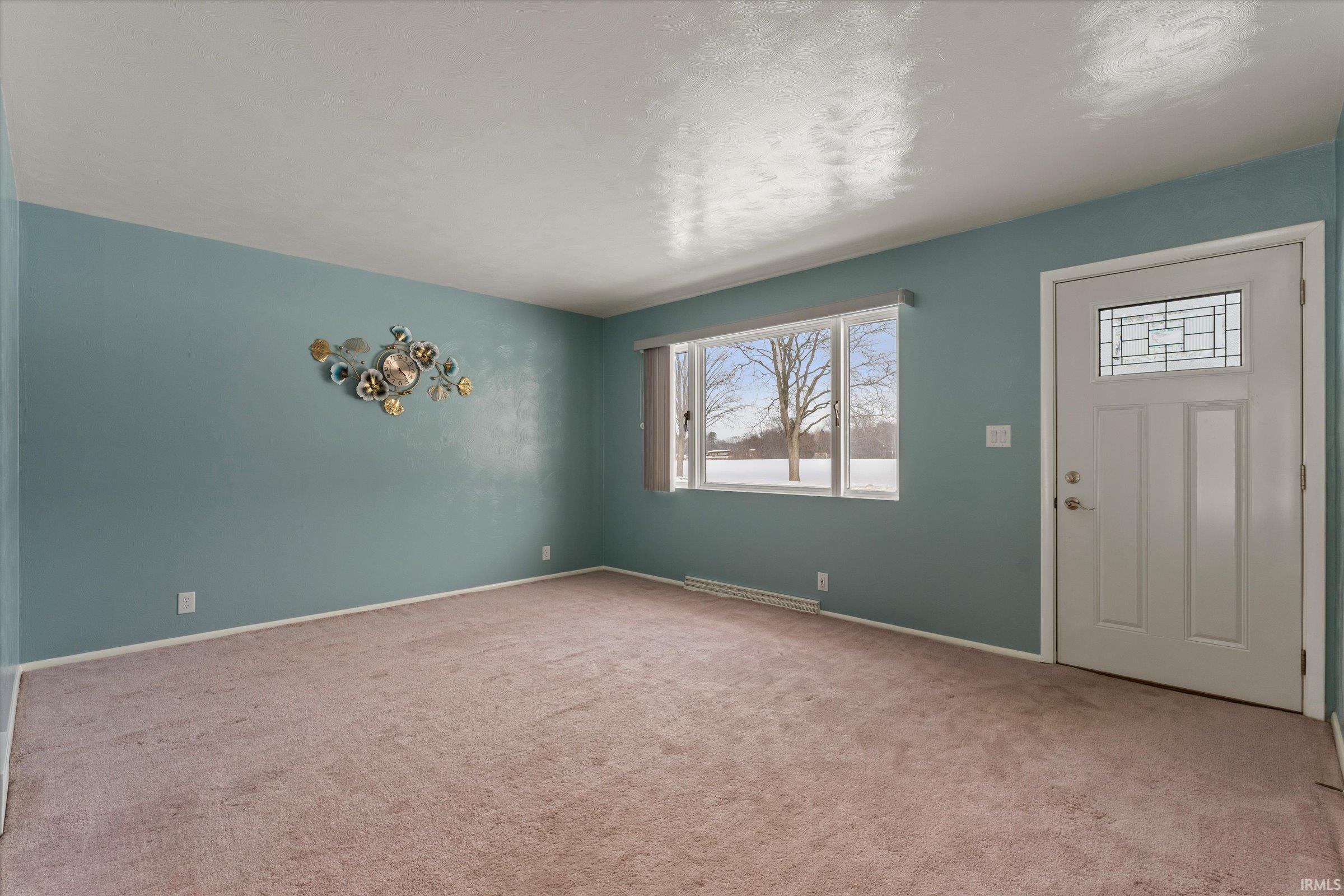 1715 Rerick Street South Bend, IN 46635 - Photo 4 of 36