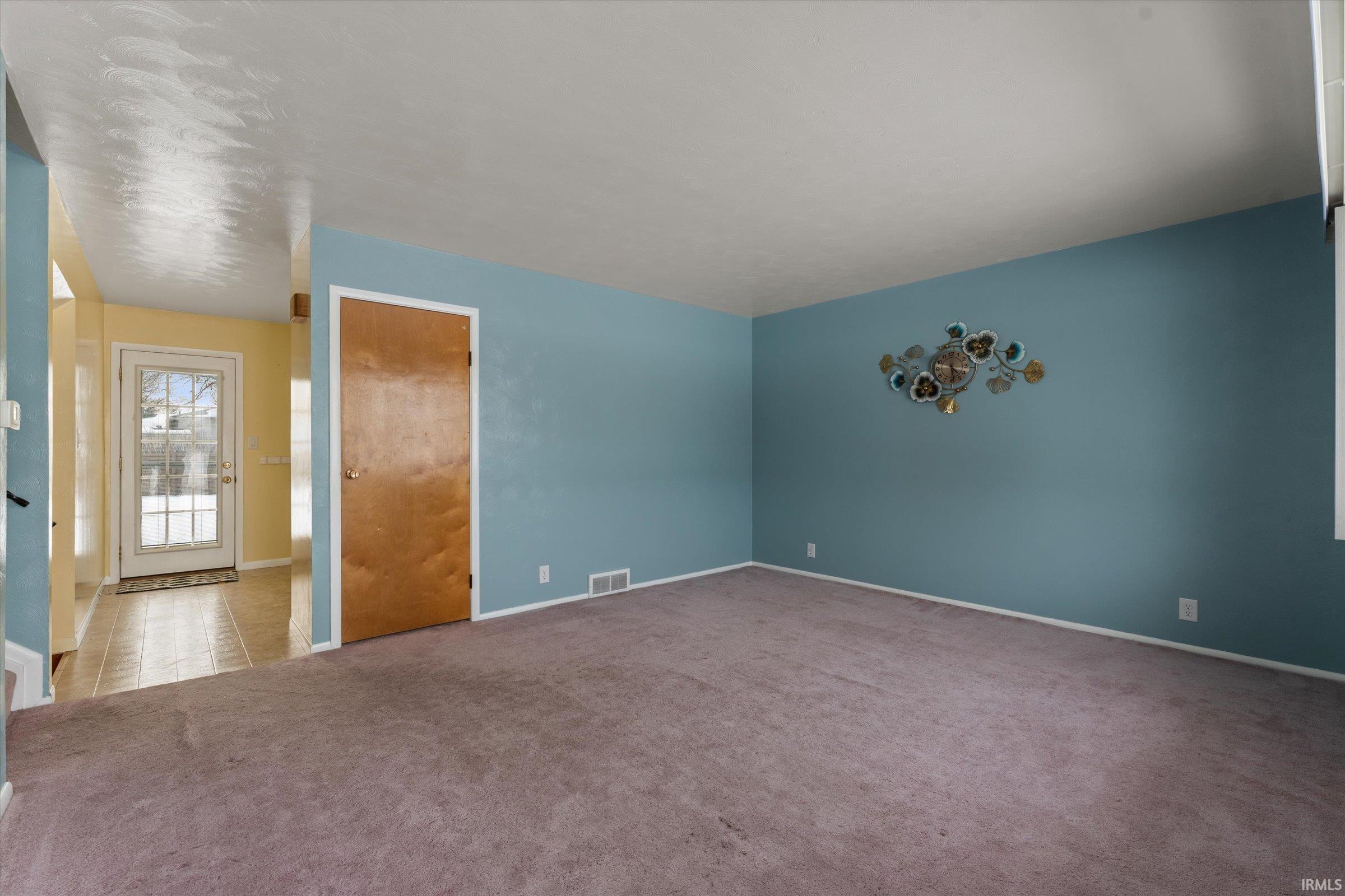 1715 Rerick Street South Bend, IN 46635 - Photo 7 of 36