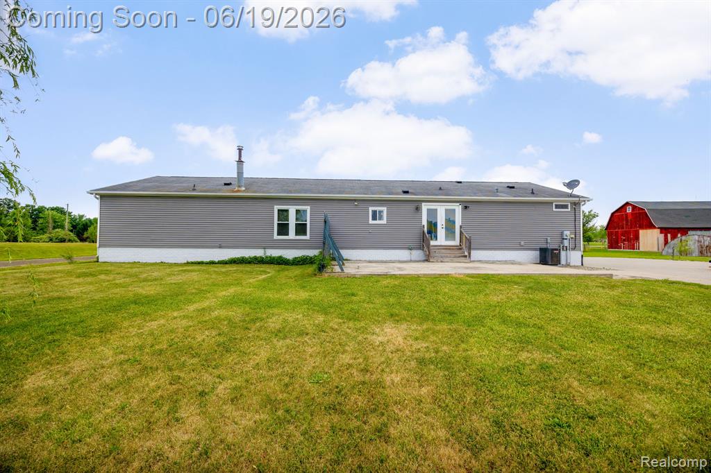 7860 War Road Newport, MI 48166 - Photo 9 of 47