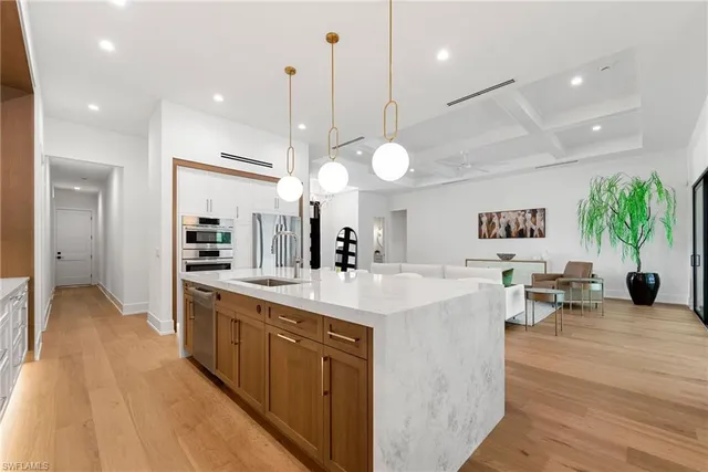 $3,850,000 | 3233 64th Street Southwest, Naples, FL 34105