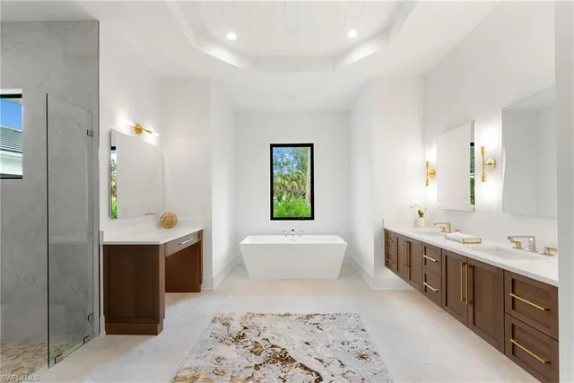 $3,850,000 | 3233 64th Street Southwest, Naples, FL 34105