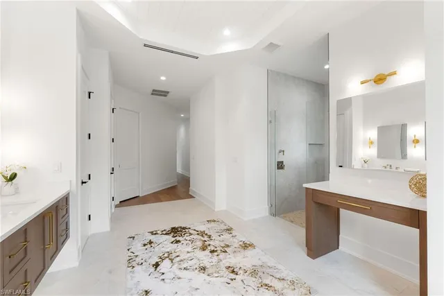 $3,850,000 | 3233 64th Street Southwest, Naples, FL 34105