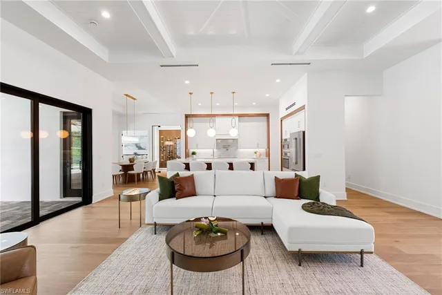 $3,850,000 | 3233 64th Street Southwest, Naples, FL 34105