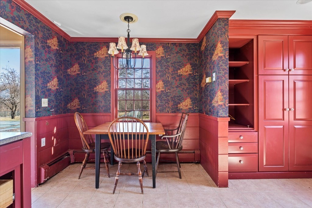 26 Burbank Road Sutton, MA 01590 - Photo 8 of 39