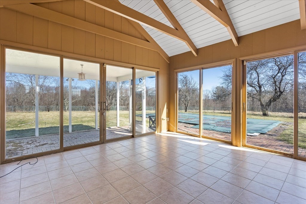 26 Burbank Road Sutton, MA 01590 - Photo 10 of 39