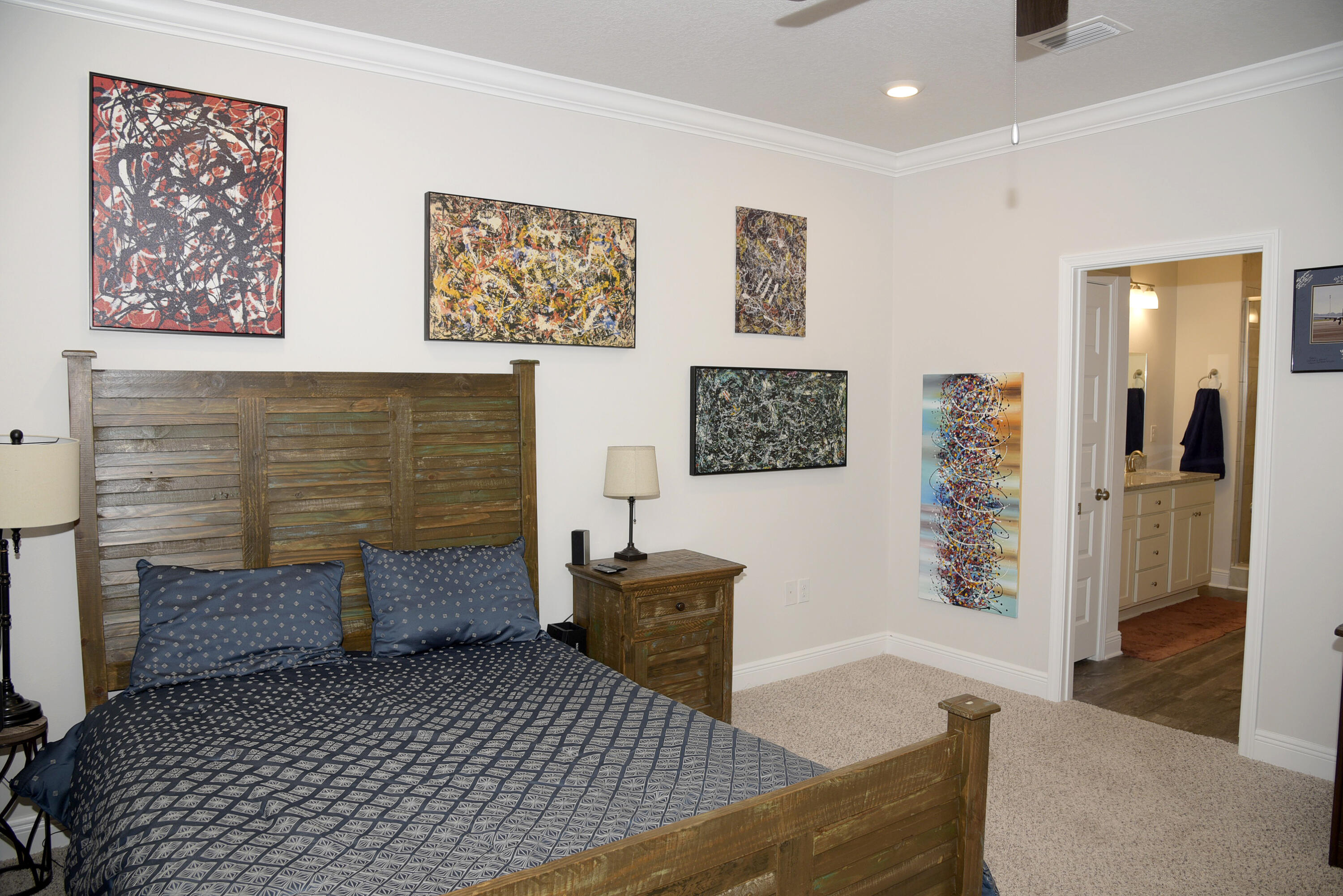 328 Lightning Bug Lane Freeport, FL 32439 - Photo 24 of 43 a living room with furniture