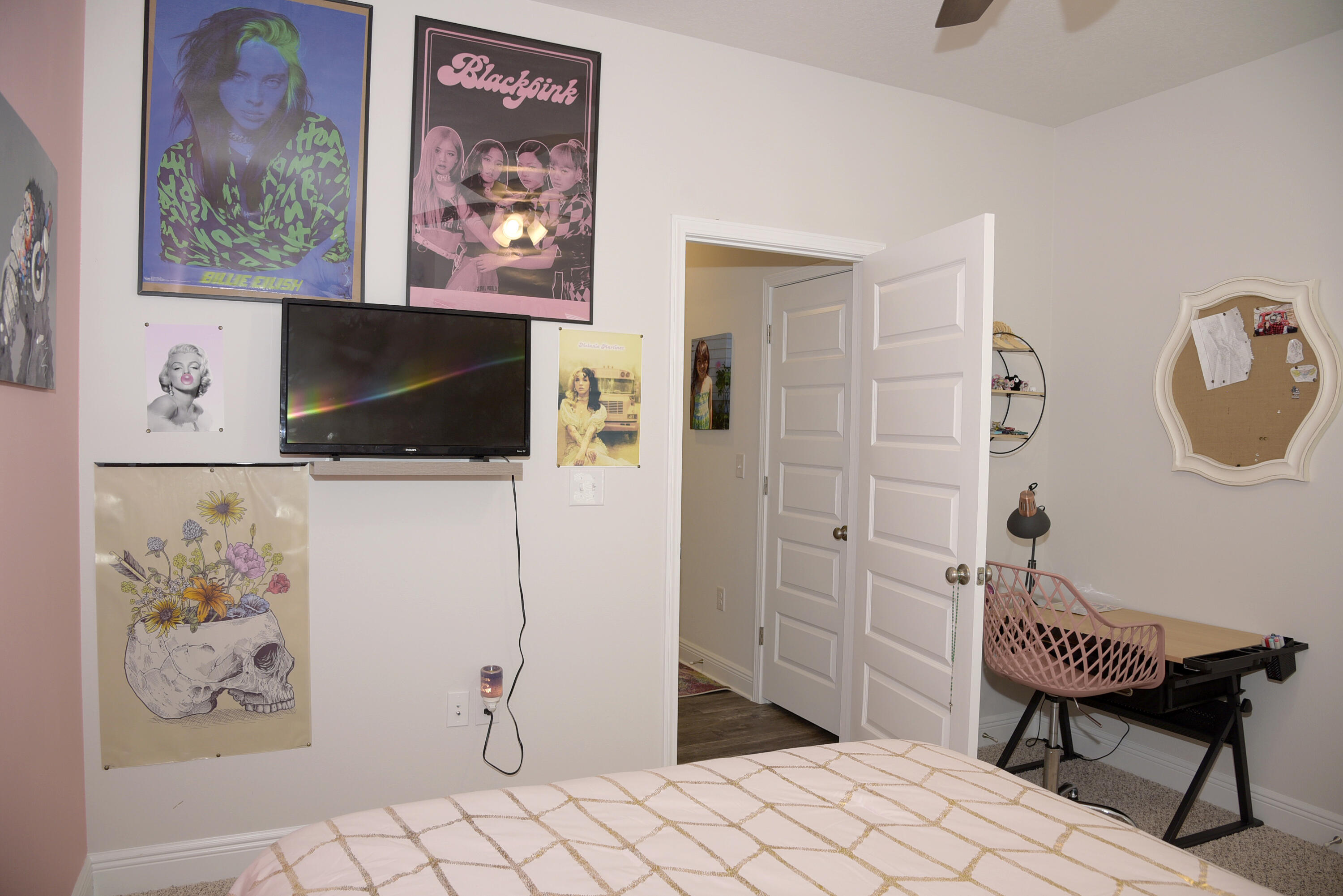 328 Lightning Bug Lane Freeport, FL 32439 - Photo 30 of 43 a bathroom with a toilet and a picture on the wall