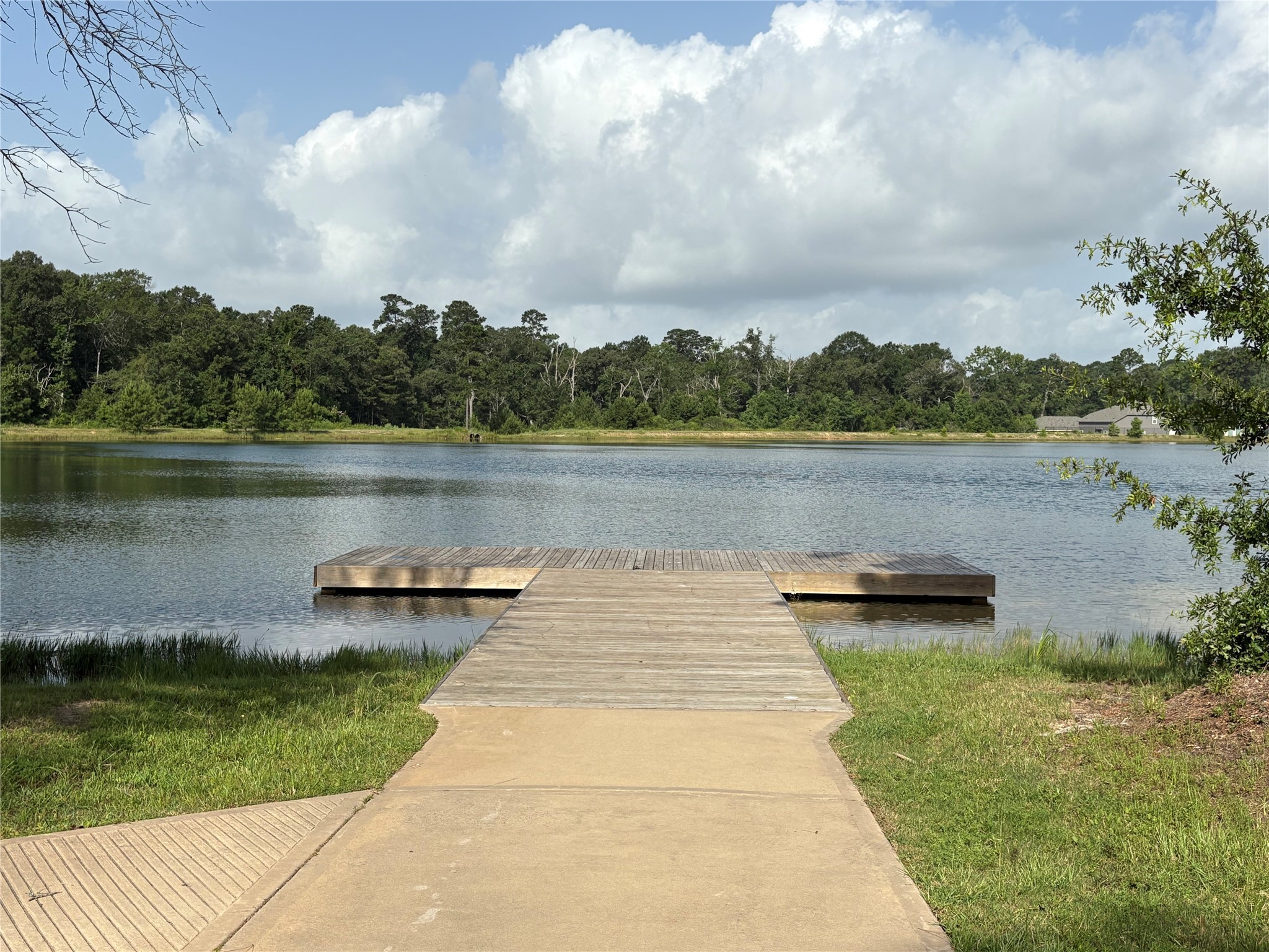 398 Shoreview Drive Conroe, TX 77303 - Photo 26 of 33 Gated neighborhood park, pier, picnic pavilion, walking trail, all on the water!