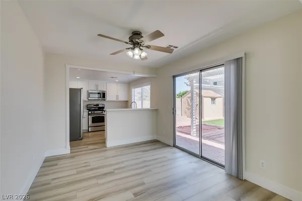 $2,125 | 986 Painted Pony Drive, Henderson, NV 89014