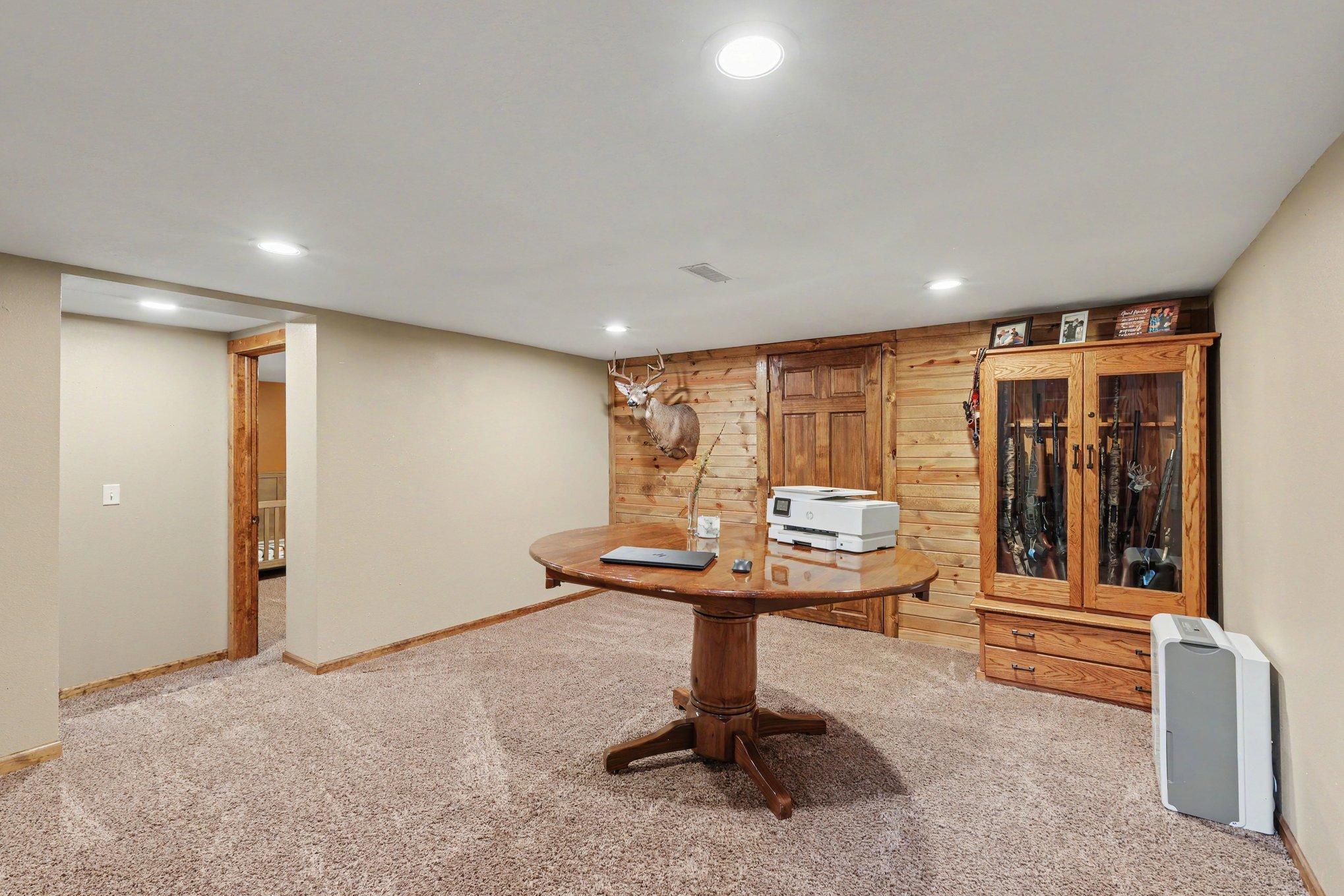 920 North Spring Street Luverne, MN 56156 - Photo 21 of 25