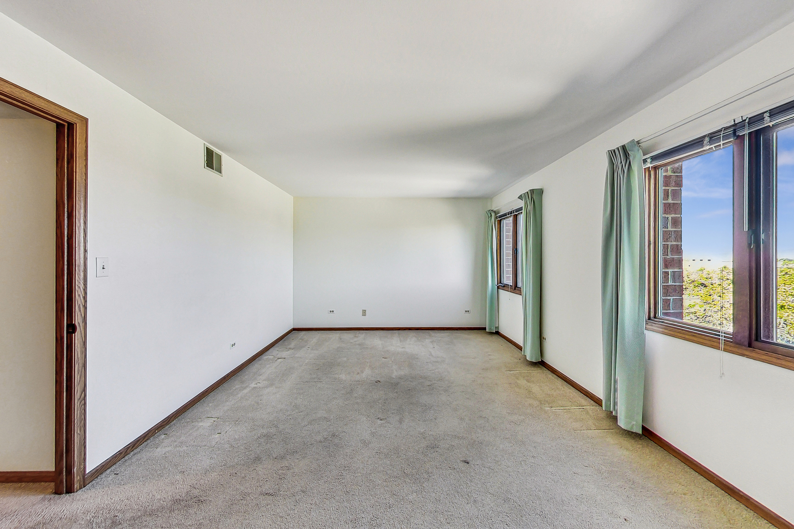 101 Summit Avenue, Unit 509 Park Ridge, IL 60068 - Photo 10 of 19 Gallery Image 10