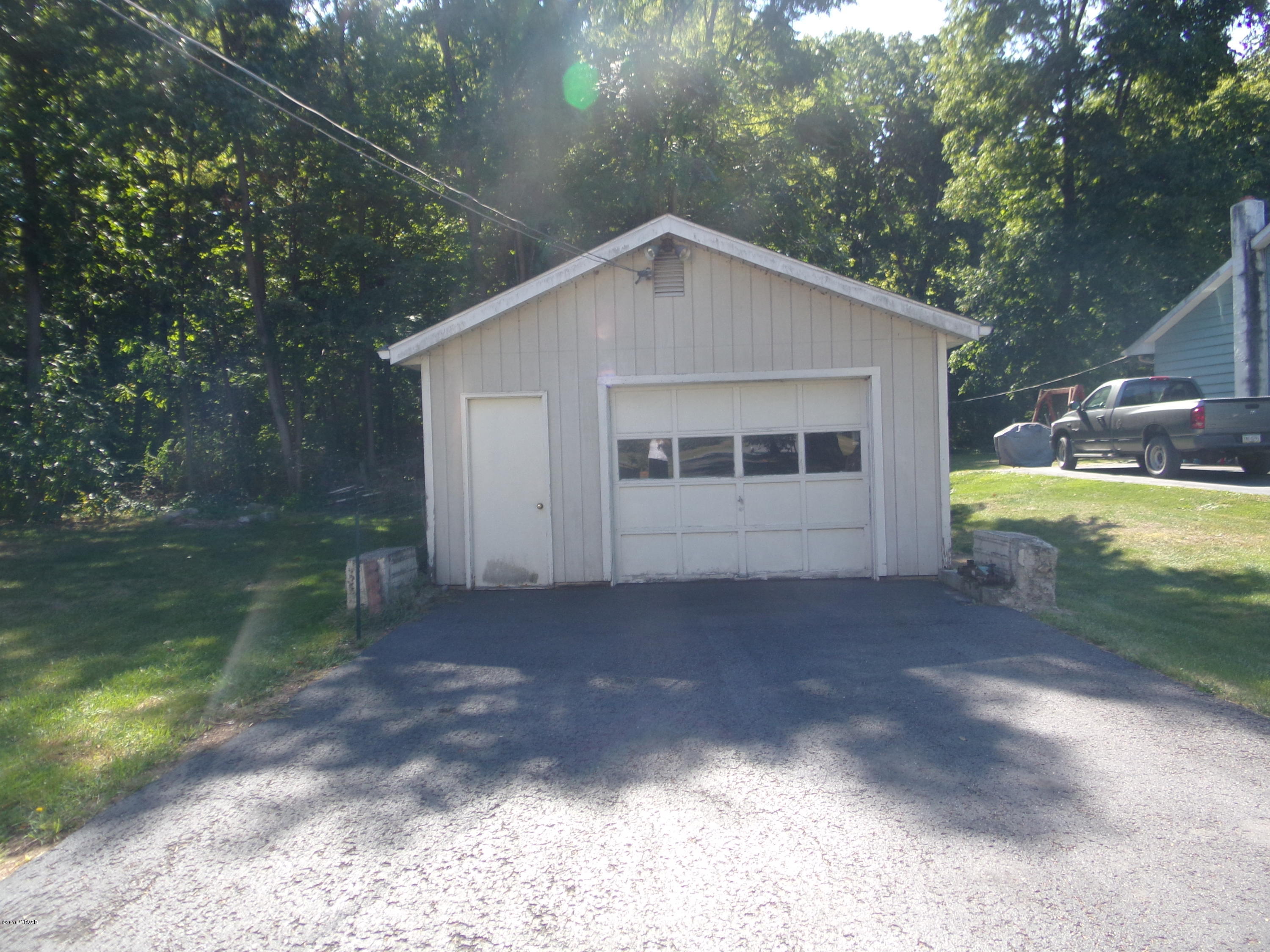 114 Spring Run Road Mill Hall, PA 17751 - Photo 8 of 19 123_2684