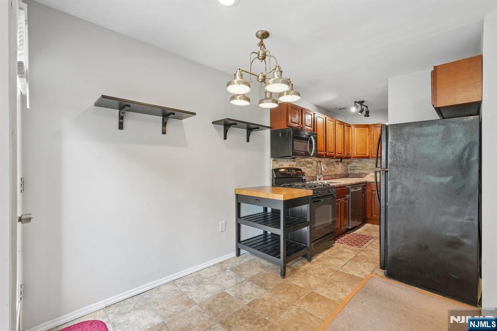 925 Main Street, Unit 10 Hackensack, NJ 07601 - Photo 17 of 28