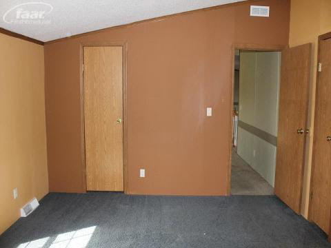 2415 Morrish Road Swartz Creek, MI 48473 - Photo 7 of 25 20355529-6.JPG