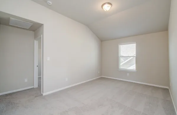 $2,550 | 8411 Beacon Bay Circle, Baytown, TX 77523