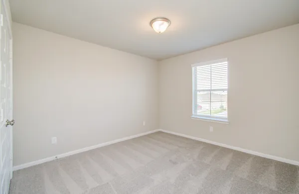 $2,550 | 8411 Beacon Bay Circle, Baytown, TX 77523