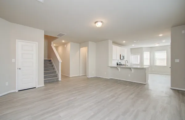 $2,550 | 8411 Beacon Bay Circle, Baytown, TX 77523