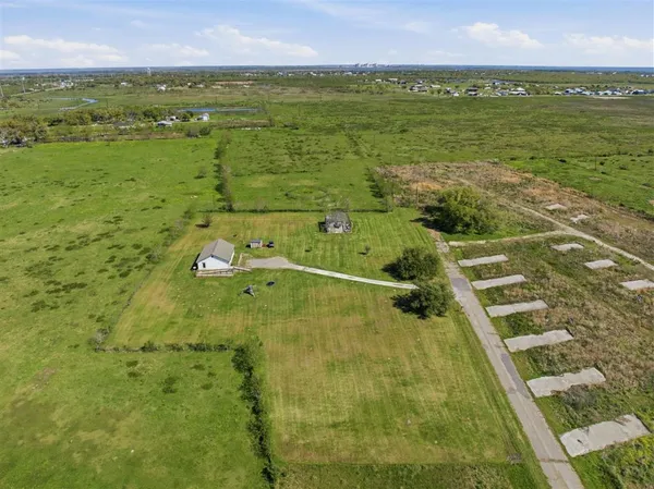 $325,000 | 143 Pierce Lane, Hackberry, LA 70645