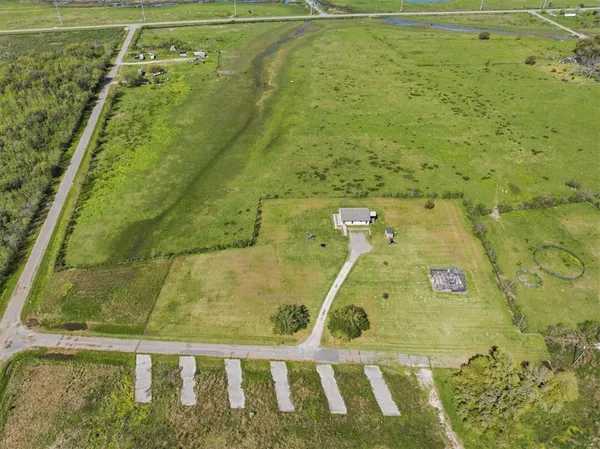 $325,000 | 143 Pierce Lane, Hackberry, LA 70645