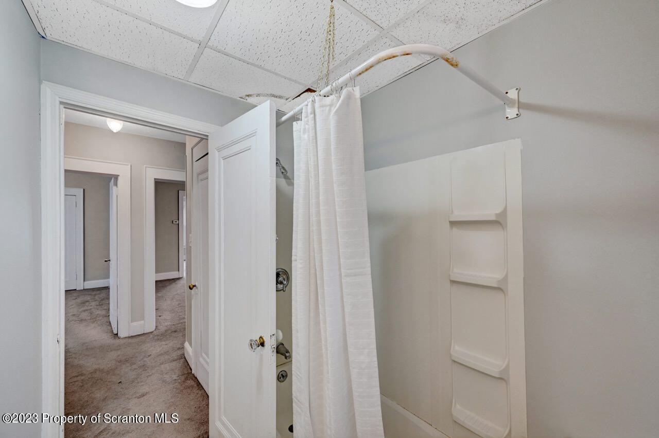 538 Wheeler Avenue Scranton, PA 18510 - Photo 26 of 65 a view of a bathroom