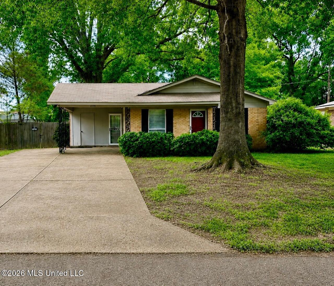 1795 Provine Road Grenada, MS 38901 - Photo 1 of 14 IMG_5434