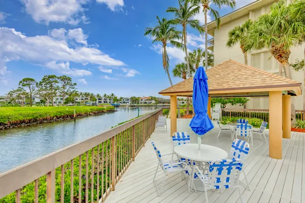 $639,000 | 1901 Marina Isle Way, Unit 304, Jupiter, FL 33477