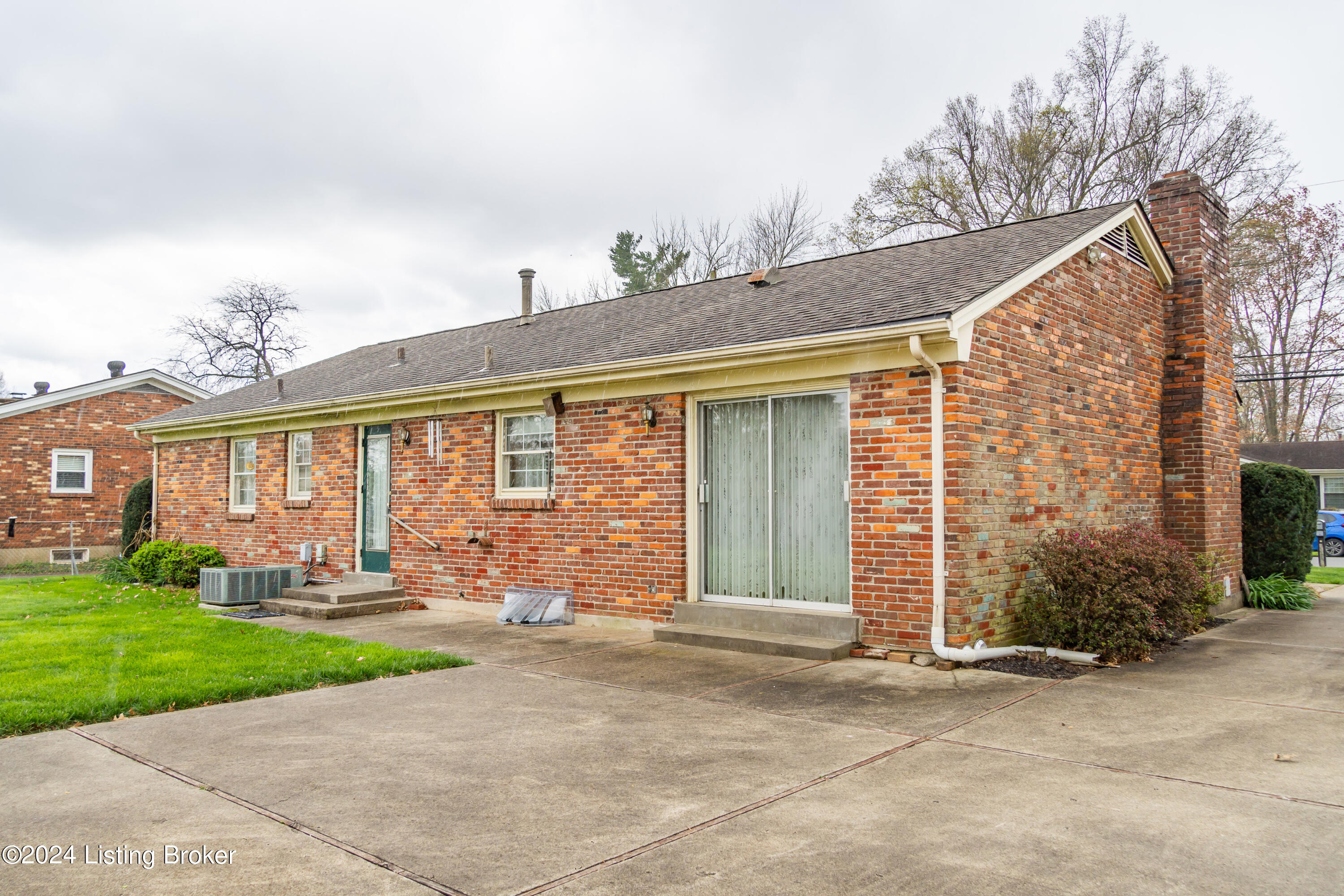 6609 Watch Hill Road Louisville, KY 40228 - Photo 49 of 63 6609-Watch-Hill-Rd_057