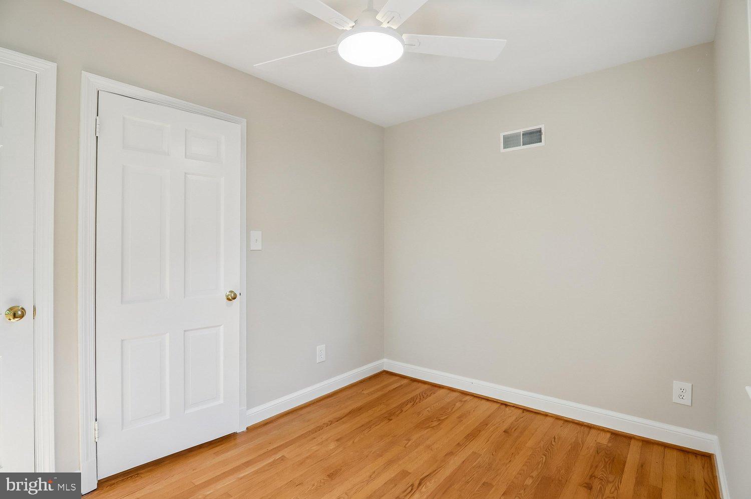 4622 Woodfield Road Bethesda, MD 20814 - Photo 30 of 75 Bedroom