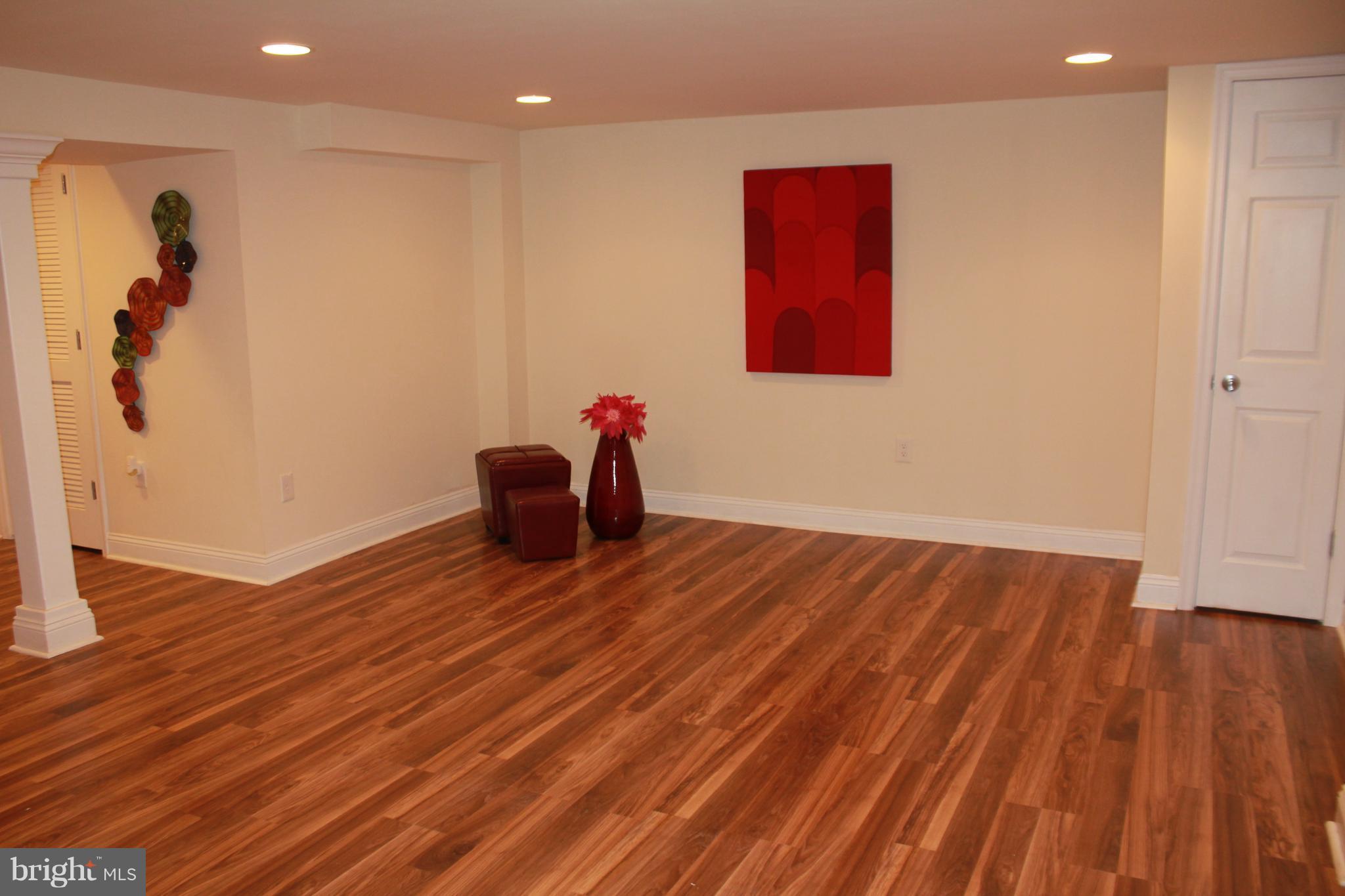 5509 Leith Road Baltimore, MD 21239 - Photo 17 of 29 Family Room