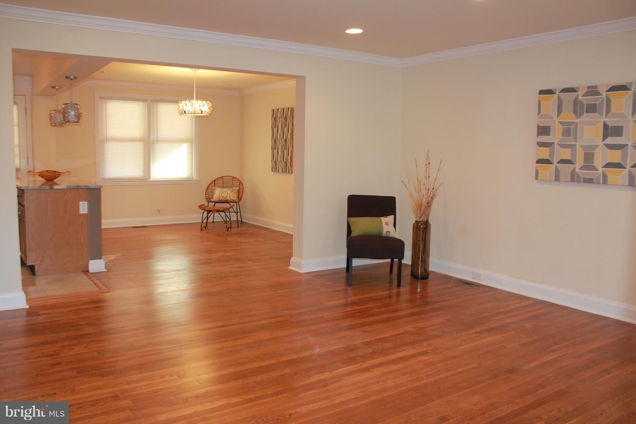 5509 Leith Road Baltimore, MD 21239 - Photo 5 of 29 Dining Room