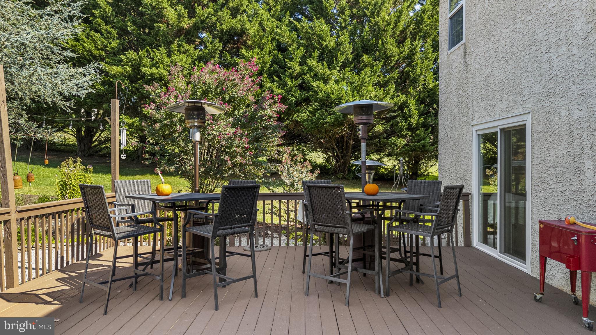 17 Highview Road Downingtown, PA 19335 - Photo 4 of 49 Huge deck