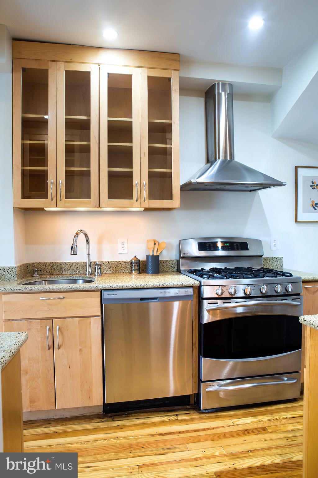 636 Lexington Place Northeast Washington, DC 20002 - Photo 16 of 52