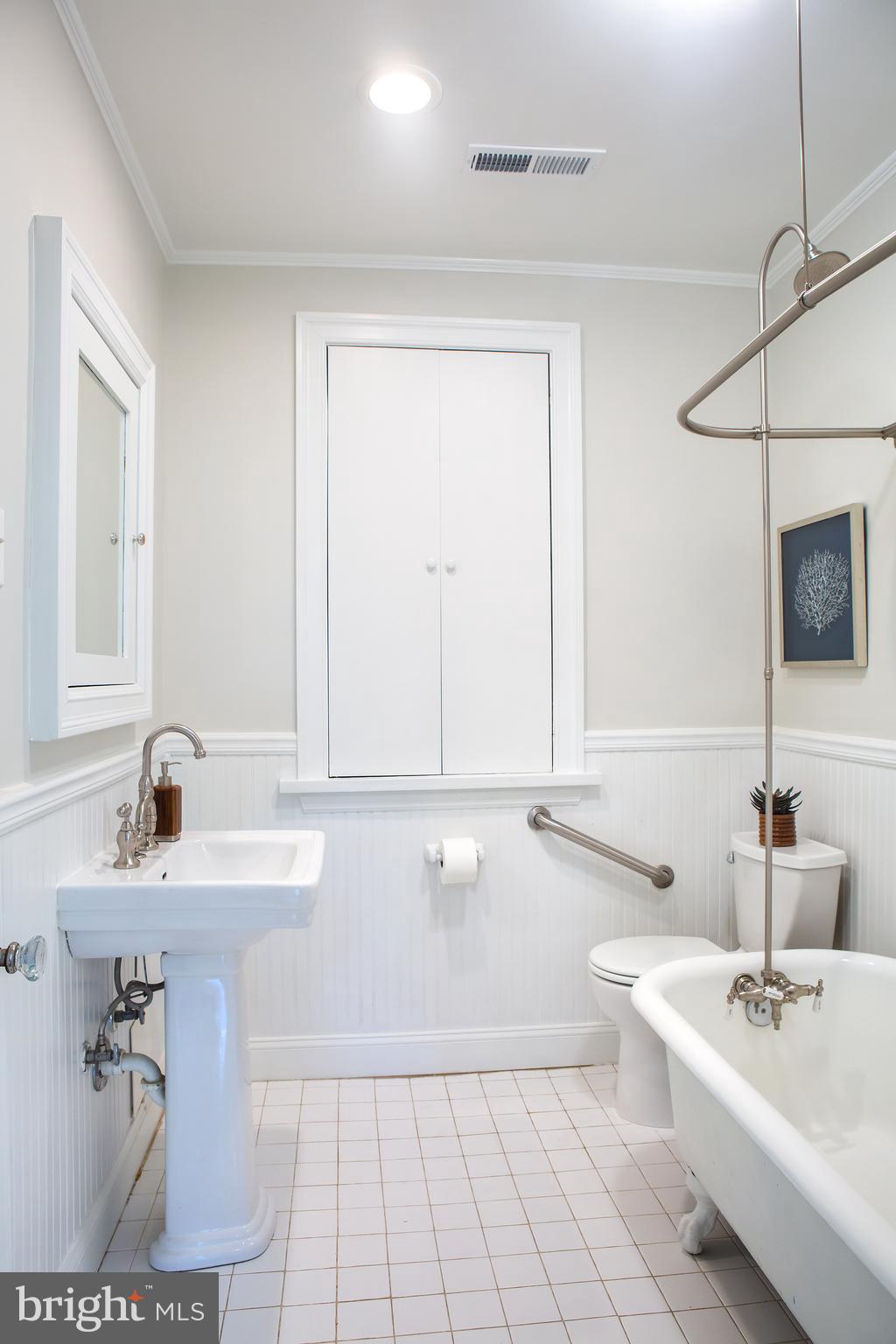 636 Lexington Place Northeast Washington, DC 20002 - Photo 37 of 52