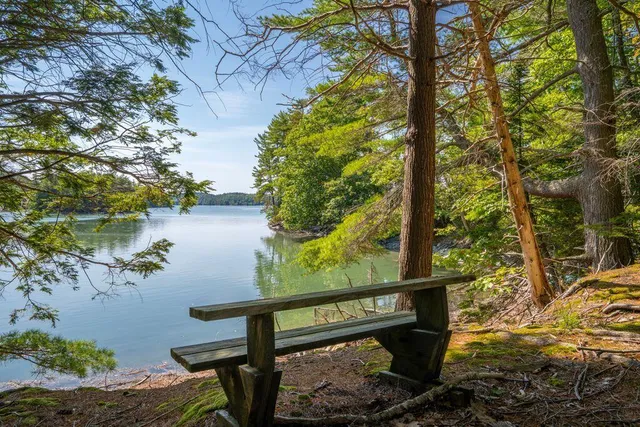 $4,500,000 | 242 Long Reach Lane, Harpswell, ME 04079