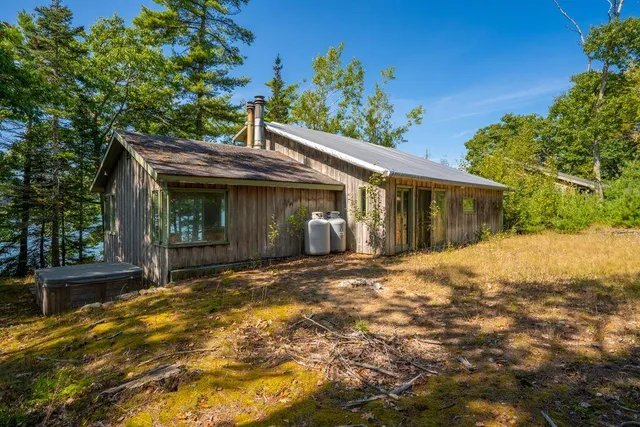 $4,500,000 | 242 Long Reach Lane, Harpswell, ME 04079