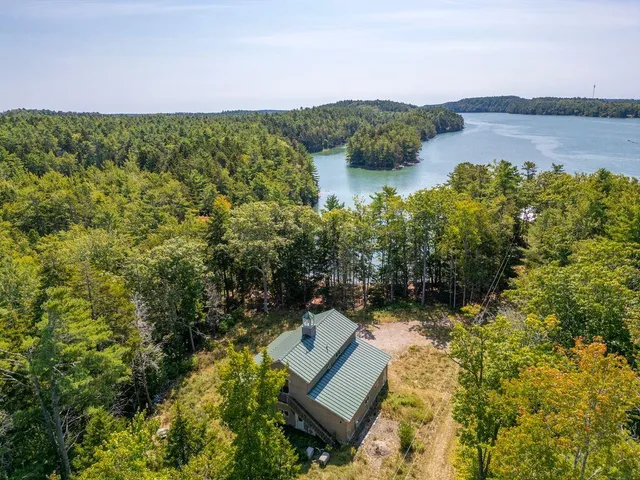 $4,500,000 | 242 Long Reach Lane, Harpswell, ME 04079