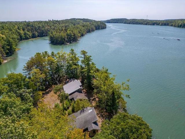 $4,500,000 | 242 Long Reach Lane, Harpswell, ME 04079
