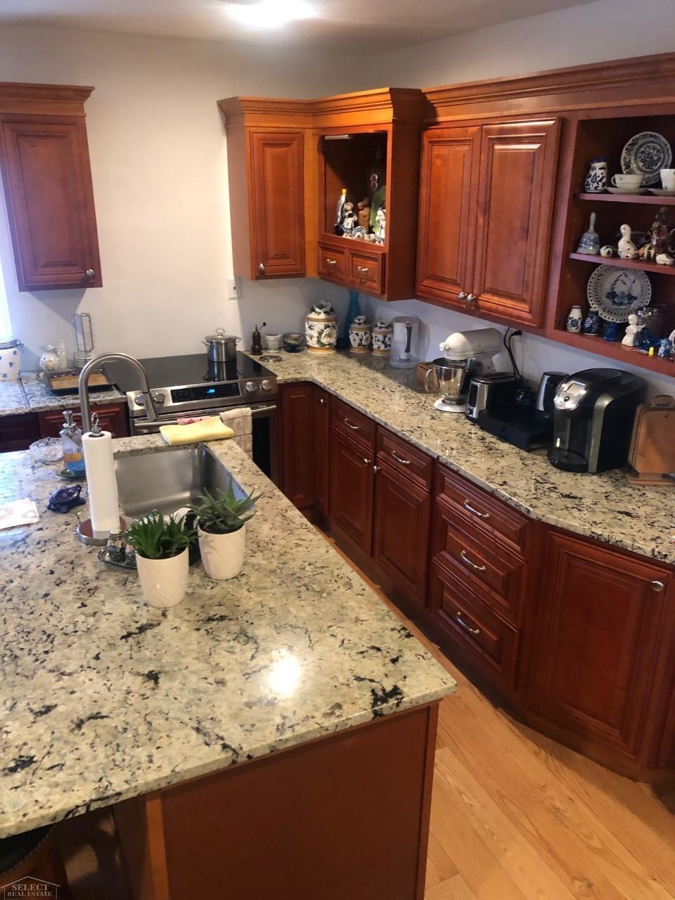 3681 Chicago Road Warren, MI 48092 - Photo 6 of 17