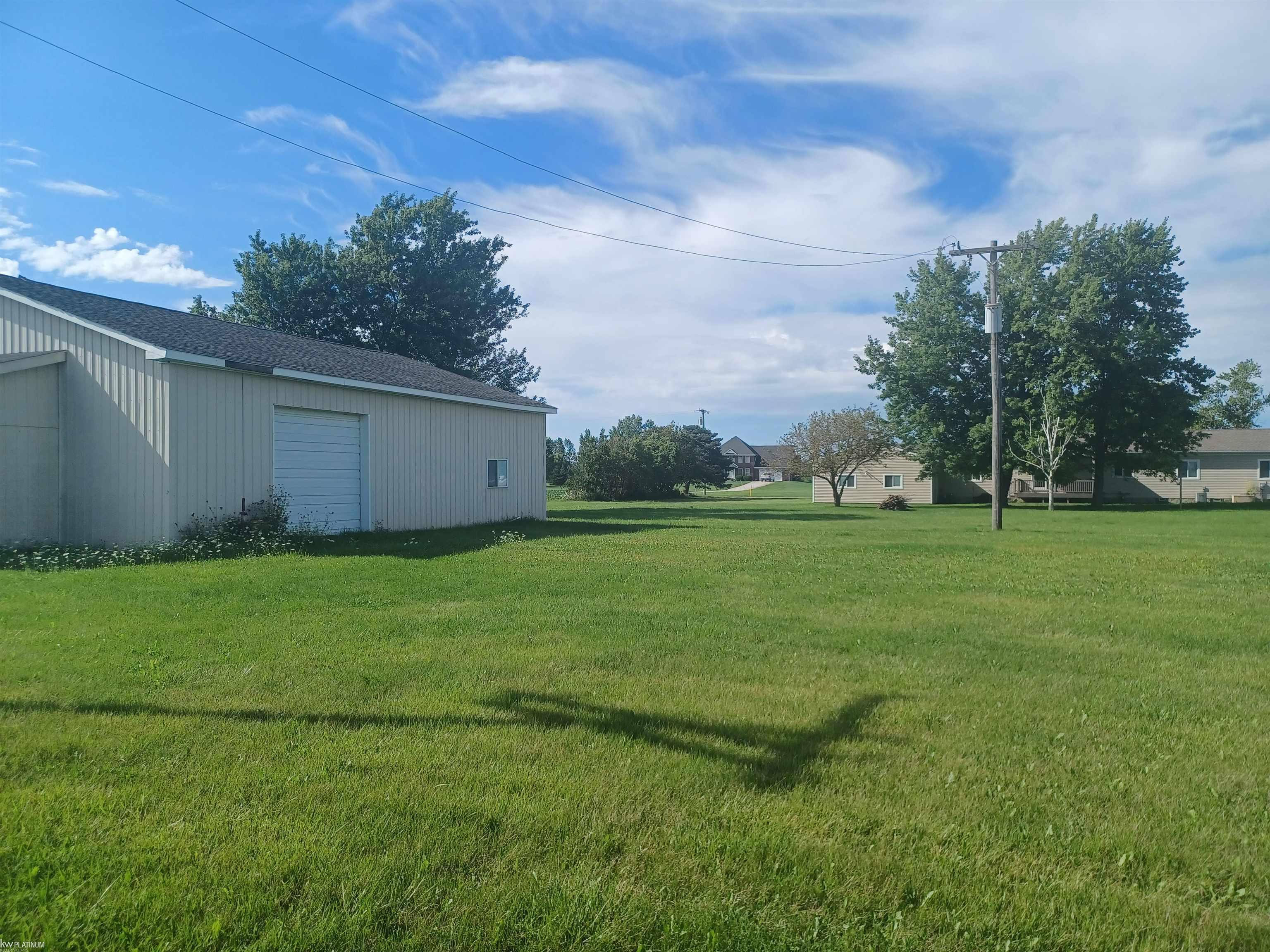 31850 Weber Road Richmond, MI 48062 - Photo 19 of 42 50087009-18.JPG