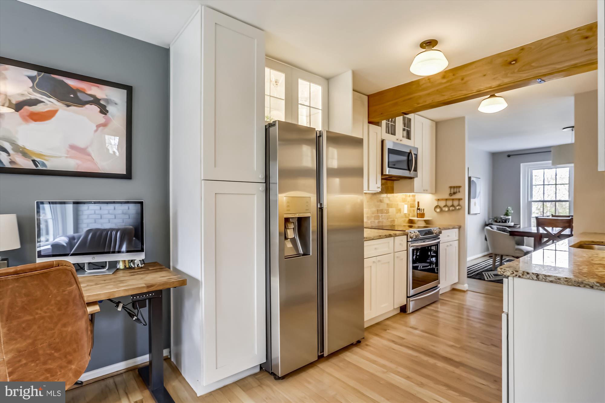 Awesome white kitchen  cabs, induction range