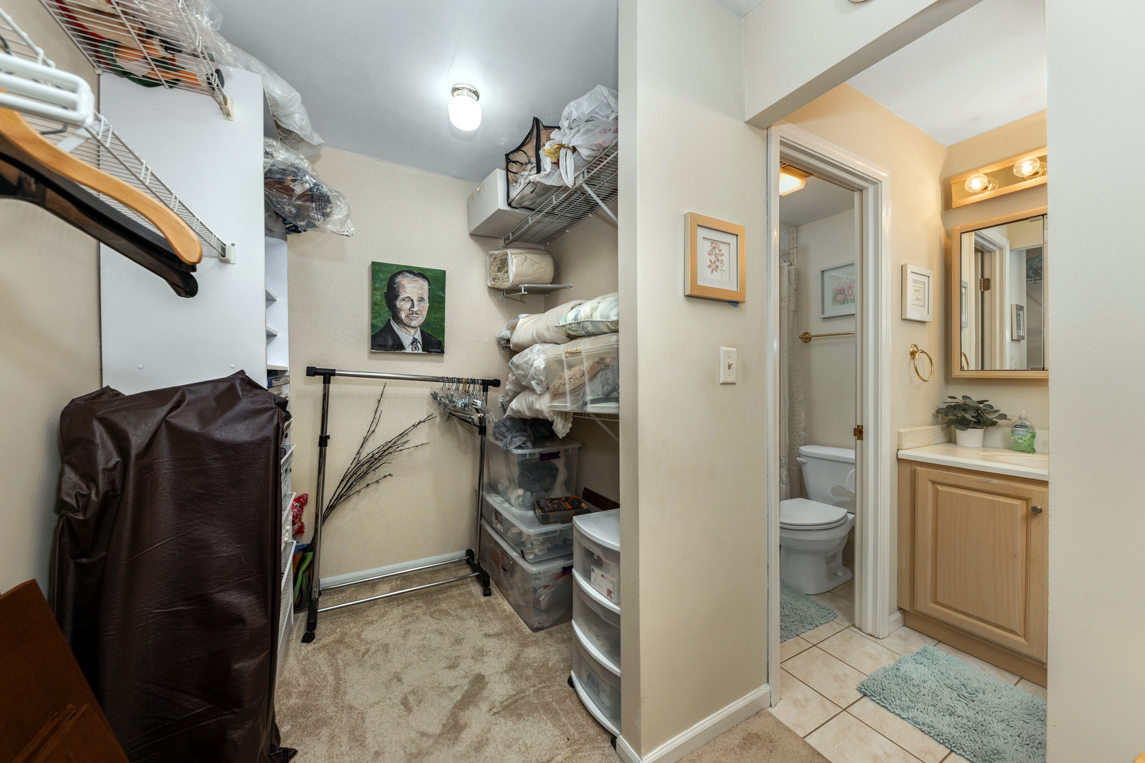 101 Bar Harbour Road, Unit 2G Schaumburg, IL 60193 - Photo 20 of 24 a bathroom with a toilet and a shower