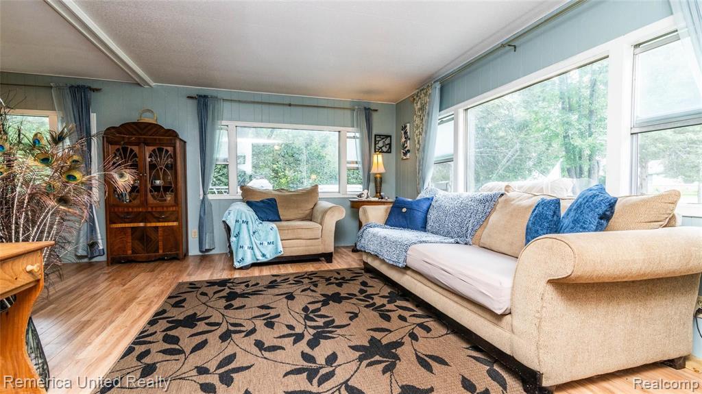 7544 Ore Lake Road Brighton, MI 48116 - Photo 5 of 48 Gallery Image 5