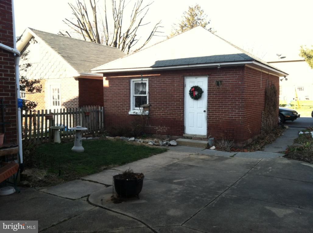 17 Pleasure Road Lancaster, PA 17601 - Photo 3 of 16 Gallery Image 3