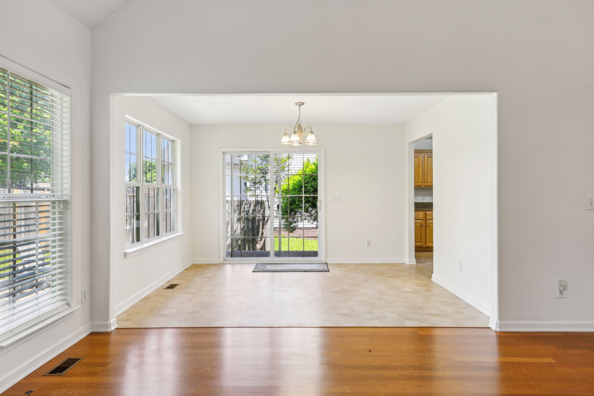4012 Kristen Street Spring Hill, TN 37174 - Photo 6 of 25 Gallery Image 6