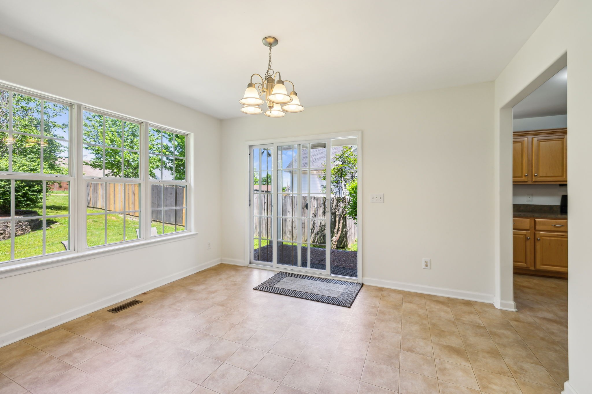 4012 Kristen Street Spring Hill, TN 37174 - Photo 7 of 25 Gallery Image 7